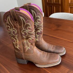 Ariat Brown Leather Western Heeled Boots with Pink Lining